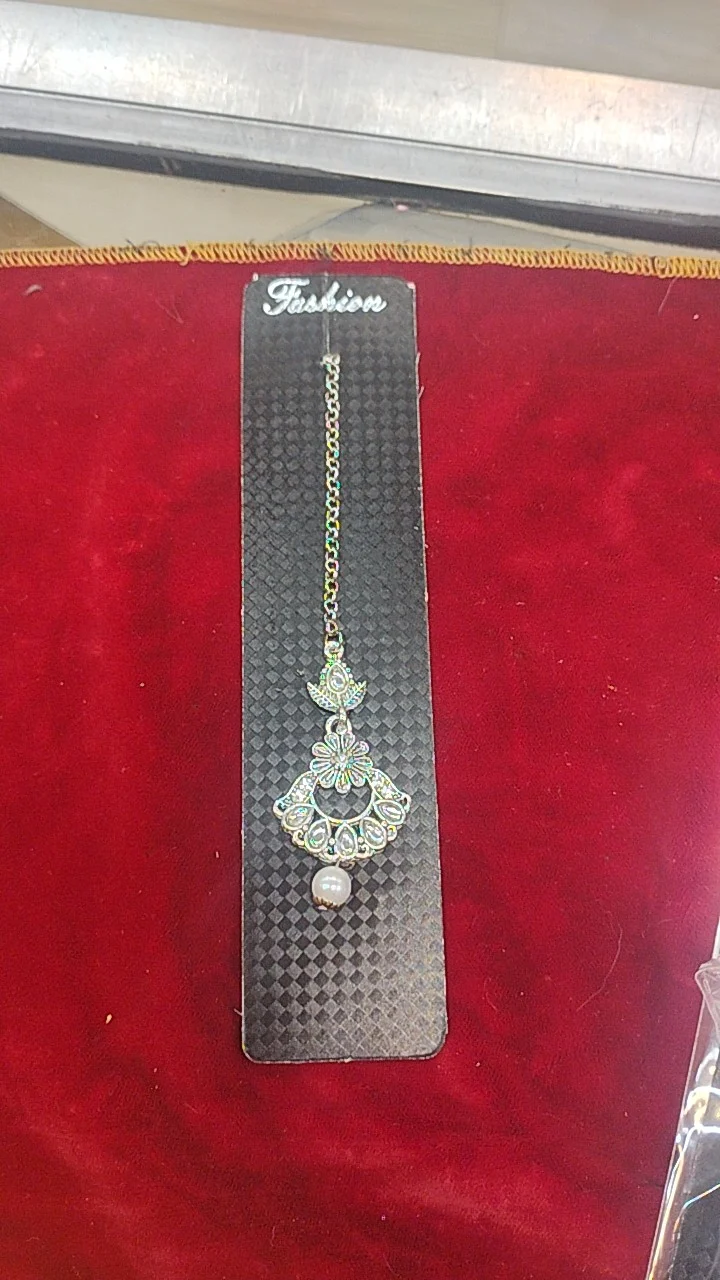 NETHTHI CHUTTI SILVER